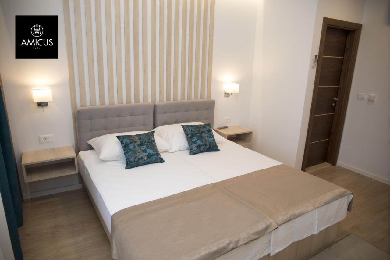 Hotel Amicus 莫斯塔尔 外观 照片