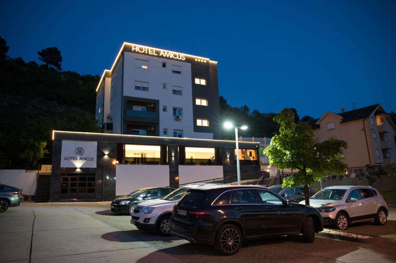 Hotel Amicus 莫斯塔尔 外观 照片